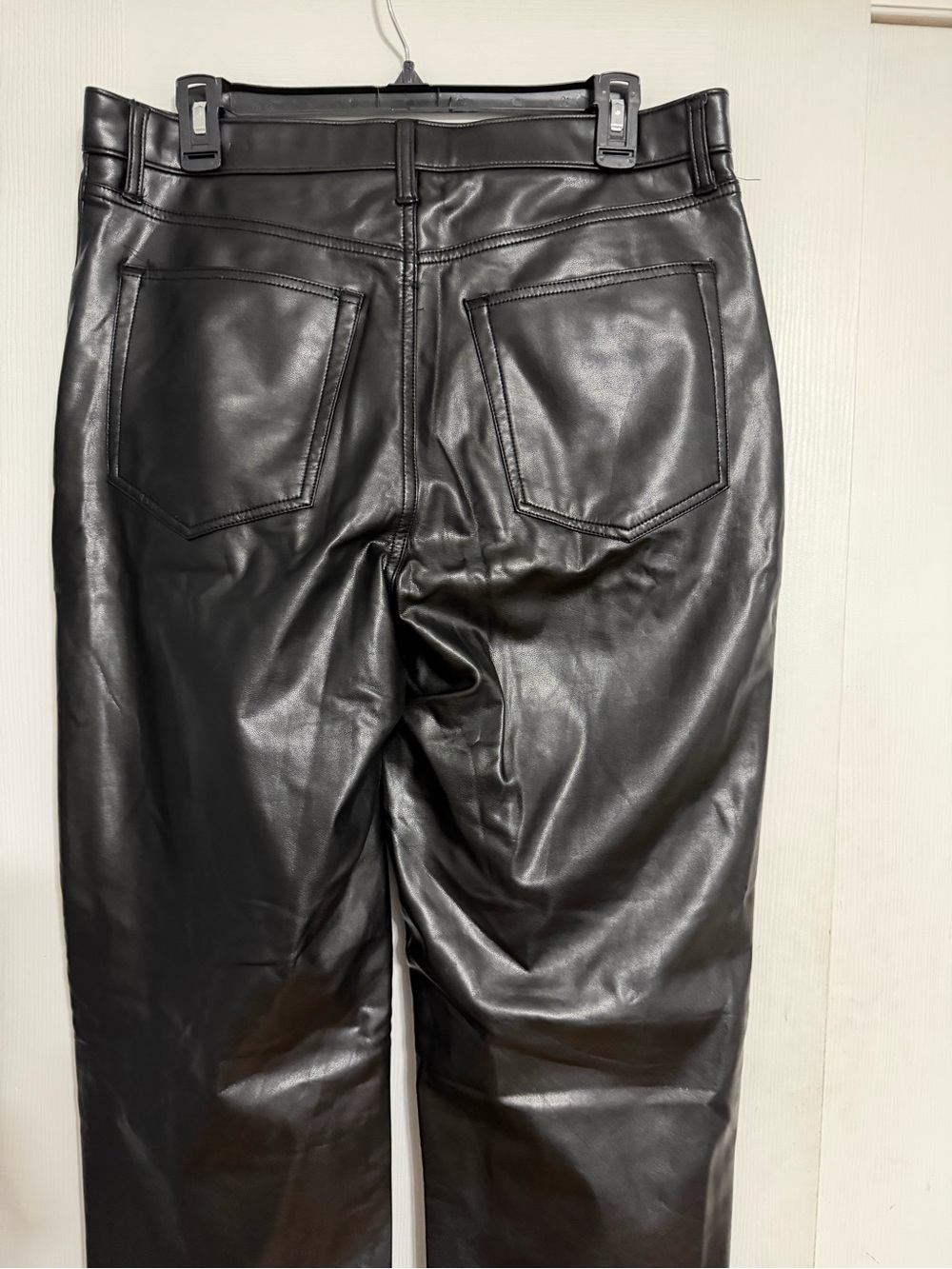 Abercrombie & fitch the 90’s straight ultra high-rise vegan leather size 32 14 - Picture 8 of 8